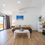 Apartment Elena *