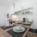 Apartment Elena *